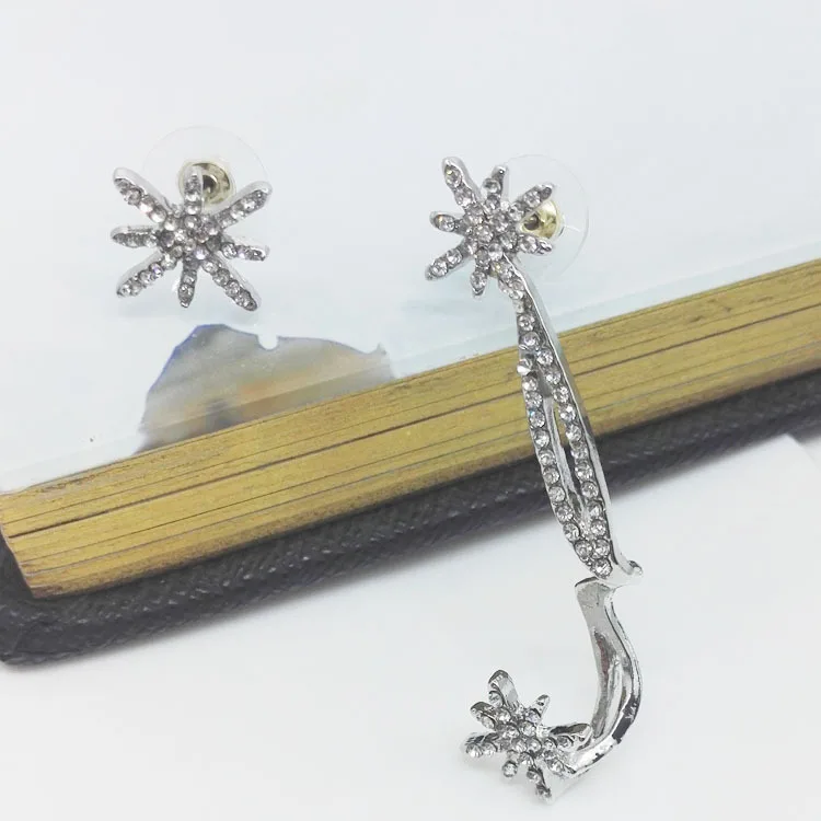 Серьга из снежинки клипсы со стразами ушные манжеты серьги-гвоздики модные асимметричные серьги-гвоздики крутые женские серьги в стиле панк