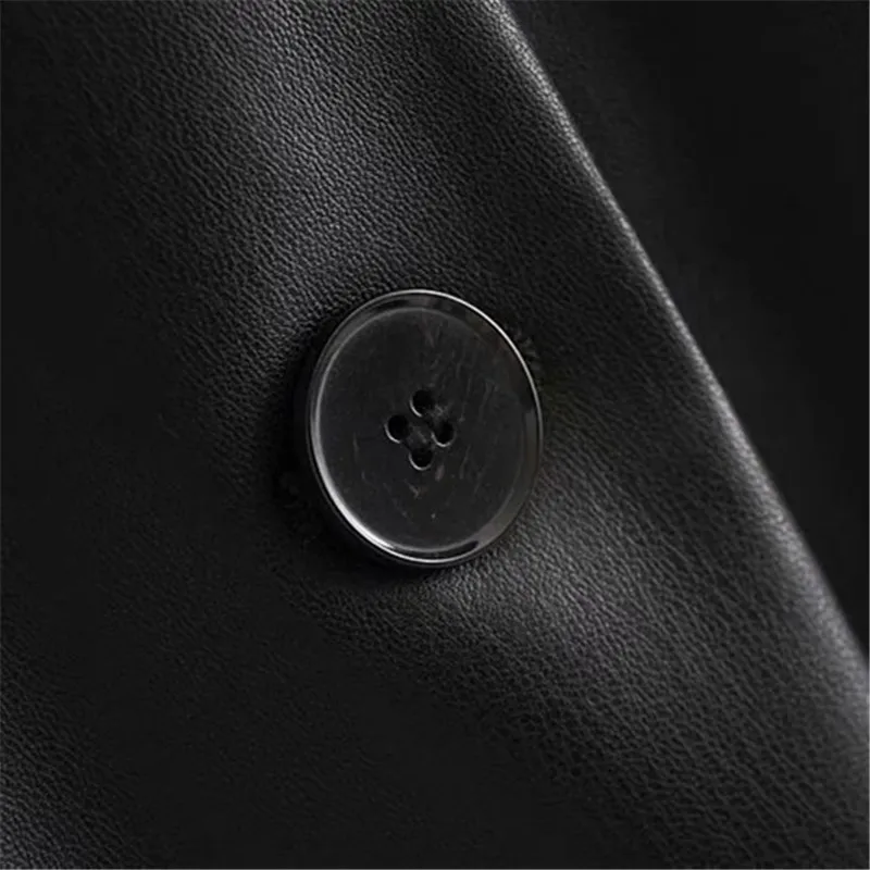 Женский блейзер из ПУ кожи на пуговицах с длинным рукавом |