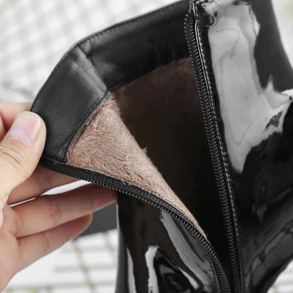 Ботильоны женские на высоком каблуке пикантные полусапожки серебристо-черные