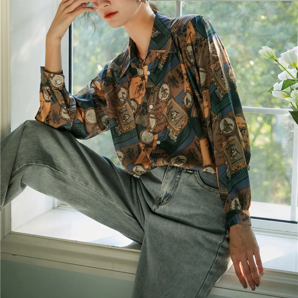 

Green Printed Blouse Women Korean Style Long Sleeve Elegant Shirts Female Plus Size Loose Tops Outwear Fashion Street Wear
