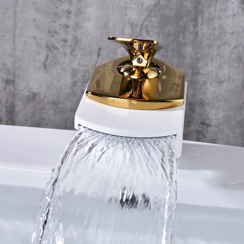 Горячая холодная раковина кран водопад смеситель для туалетного столика в