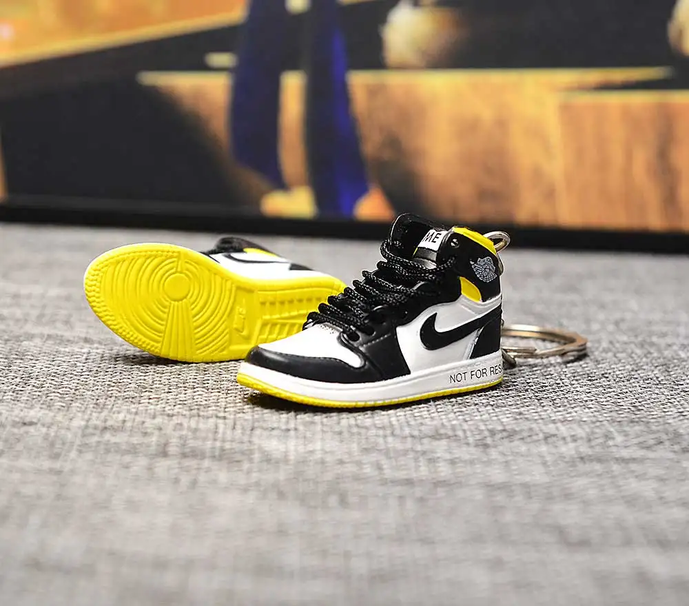 a pair w metal ring Дропшиппинг тапки обуви брелок 1 3D мини-кроссовки "OW CHICAGO" Спортивная обувь тапки брелки - Цвет: a pair w metal ring