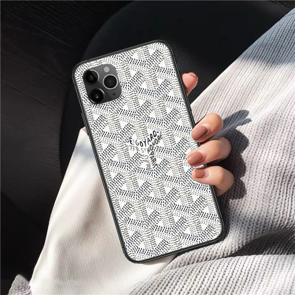 

Luxury Brand Goyarde Phone Case Cover Hull For Iphone 5 5s Se 2020 6 6s 7 8 12 Mini Plus X XS XR 11 PRO MAX Black Back Soft