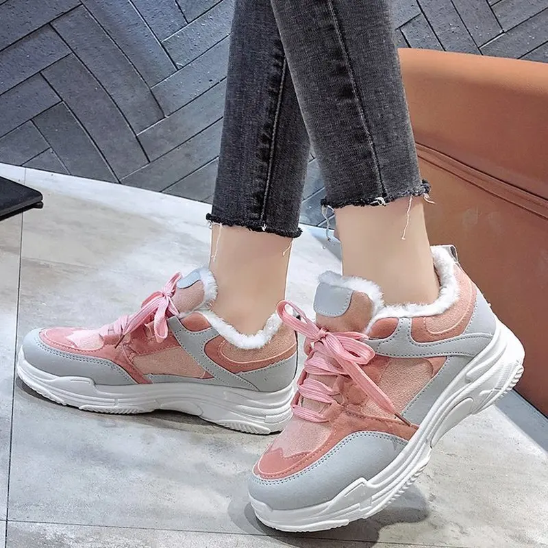 Женские повседневные кроссовки зимние с Плюшевым Мехом теплая женская обувь на