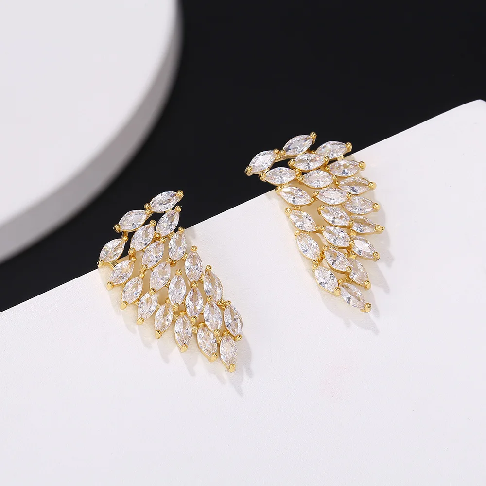 

Jewelry White Gold-Color Romantic Elegant Lady Geometric Asymmetry CZ Crystal Feather Wing Stud Earrings