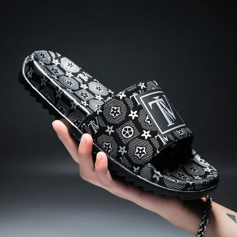 

Brand Men Slides Slippers Casual Bathroom Women Sandals Outdoor Slippers Soft Sole Ladies Beach Shoes Black Golden Couples Shoes