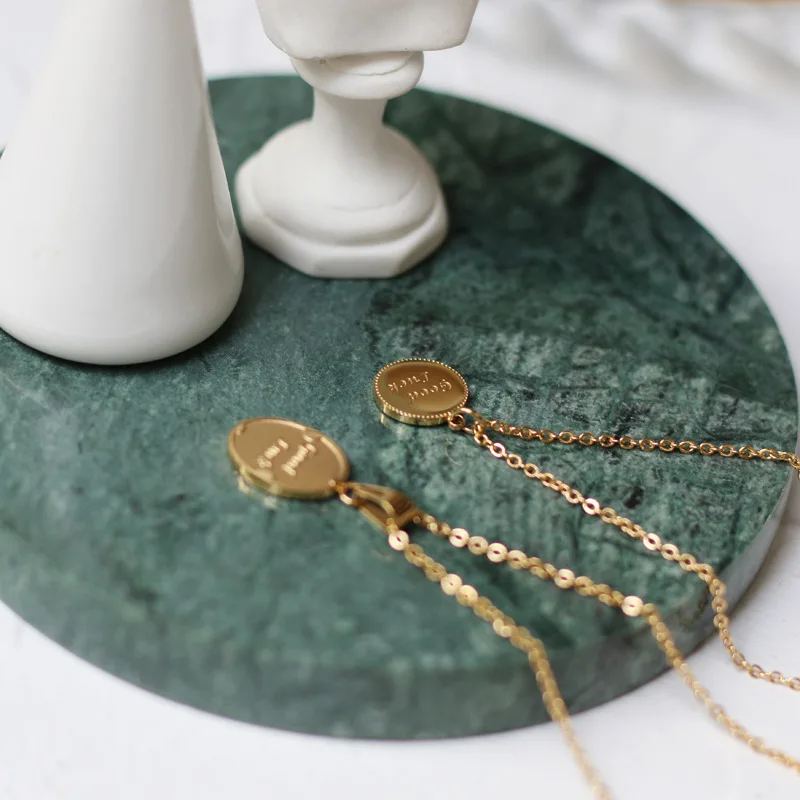 Amaiyllis Good Luck Small Gold Coin Oval Clavicle Chain Necklace Pendants For Women's Steel Plated | Украшения и аксессуары