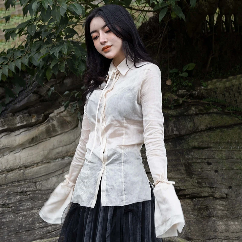 [EAM] Women Black Flare Sleeve Bandage Loose Temperament Blouse New Lapel Loose Fit Shirt Fashion Tide Spring Autumn JR475