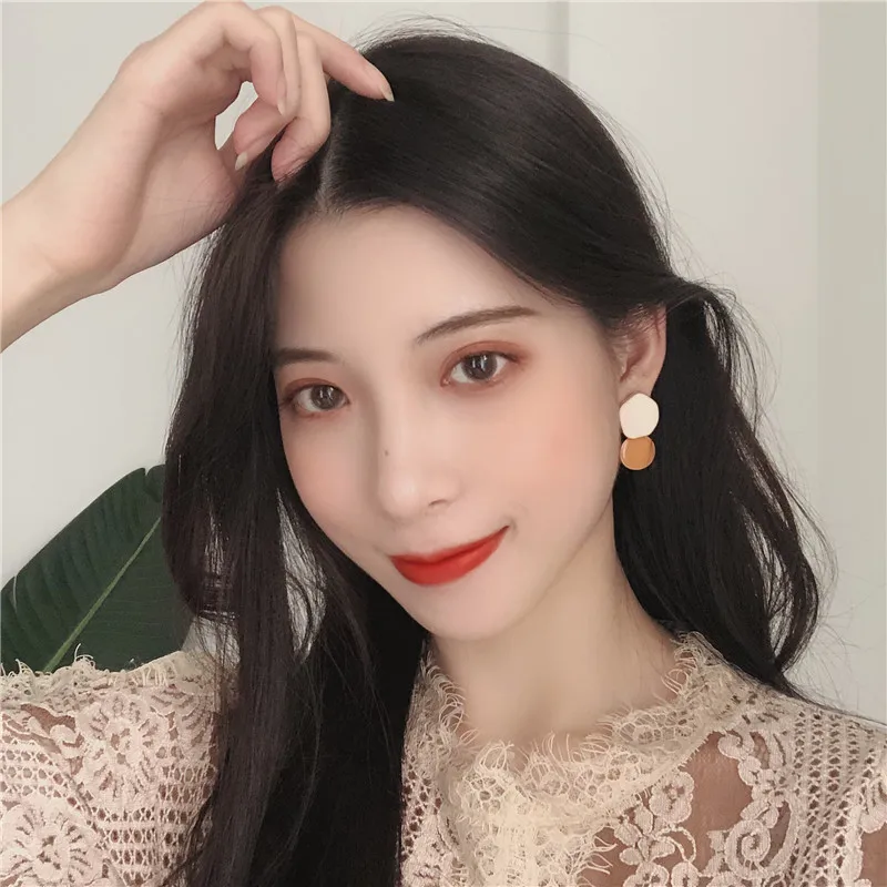 Классический круглый Неправильной Формы Акриловые Шить серьги в виде капель с