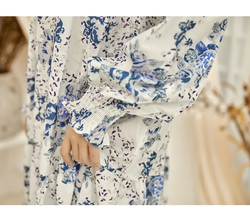 Съемка видео-сцены Осенью нового национального ветра богемное печатное