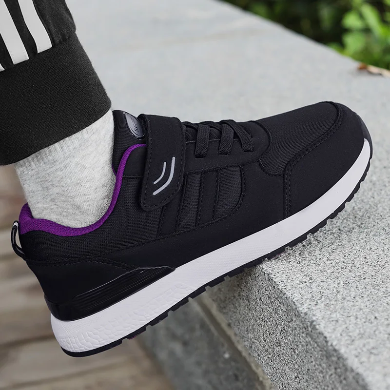 

Men Walking Shoes Outdoor Healthy Sneakers Women Lightweight Soft Flats Unisex Trainer Sport Shoes Breathable Tenis De Mujer