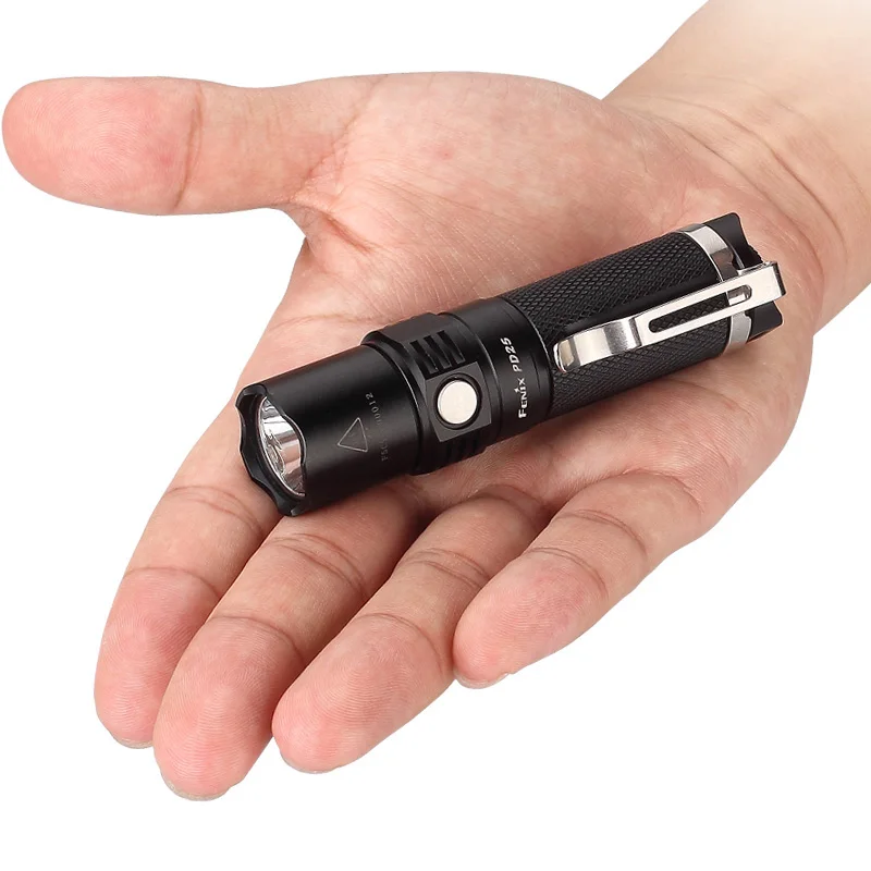Портативный мини фонарик Fenix PD25 использующий Cree XP L (V5) светодиодный 550 люмен с