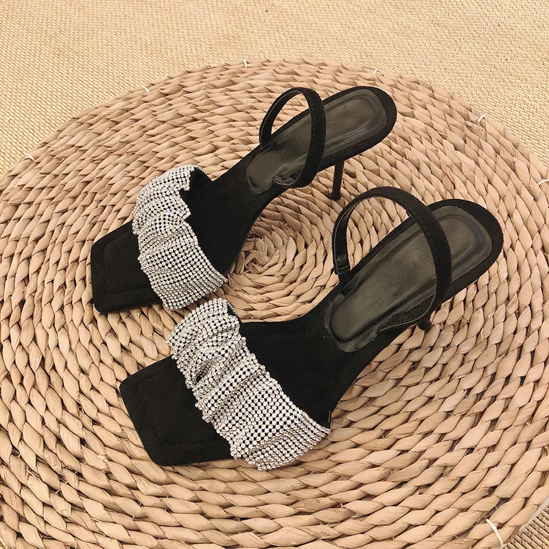 

Shoes Woman's Slippers Thin Heels Luxury Slides Shallow Heeled Mules 2021 Designer High Rubber Pleated PU Shoes Thin Heels Shall