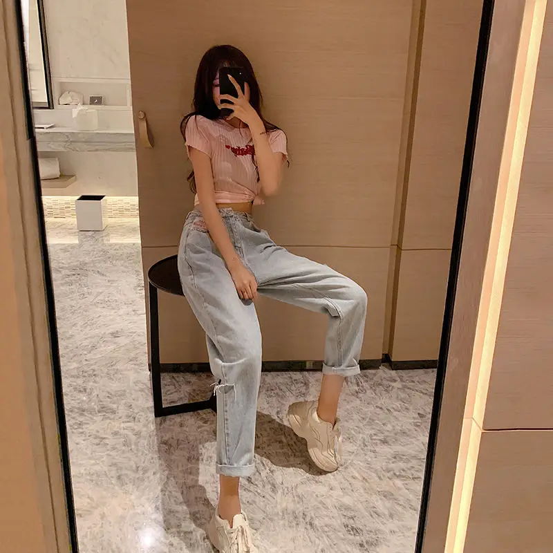 

Hong Kong style retro high waisted jeans with holes for women's summer new loose, slim and versatile