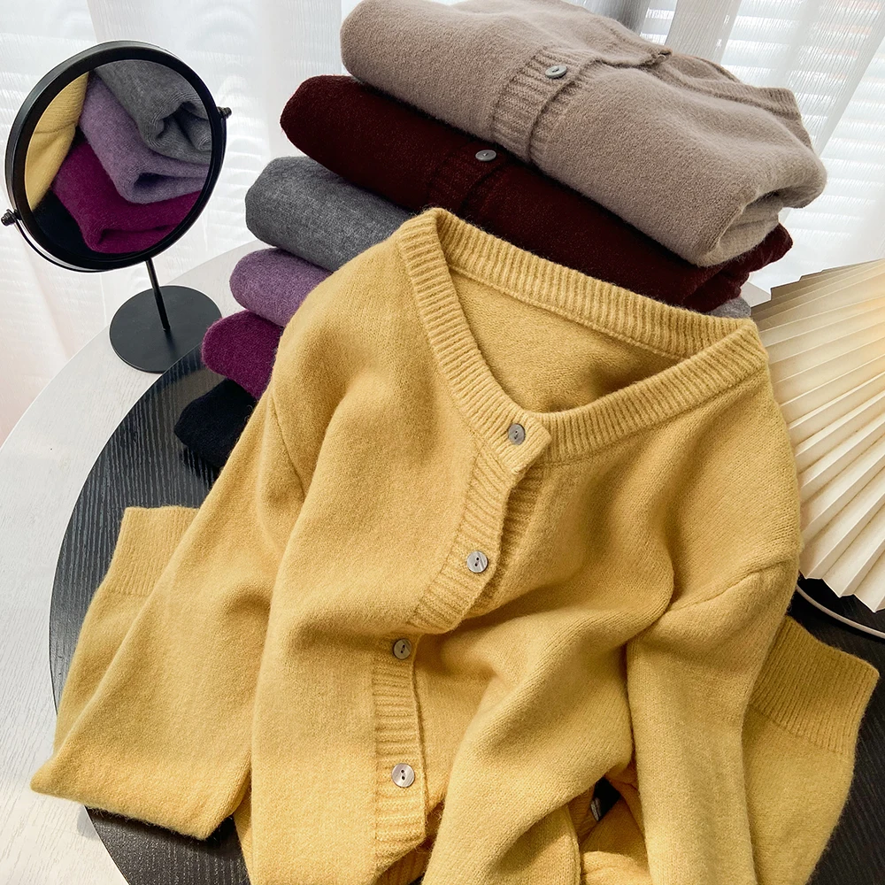

Warm soft waxy sweater coat cardigan women's 2021 autumn winter loose outer wear knitted long-sleeved top oversized cardigan