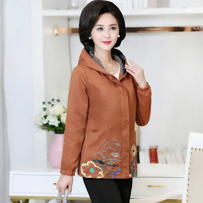 

New Fashion Elderly Middle Age Women Spring Autumn Jacket 2020 Female Thin Grandmother Outerwear Flower Printed Coats W61