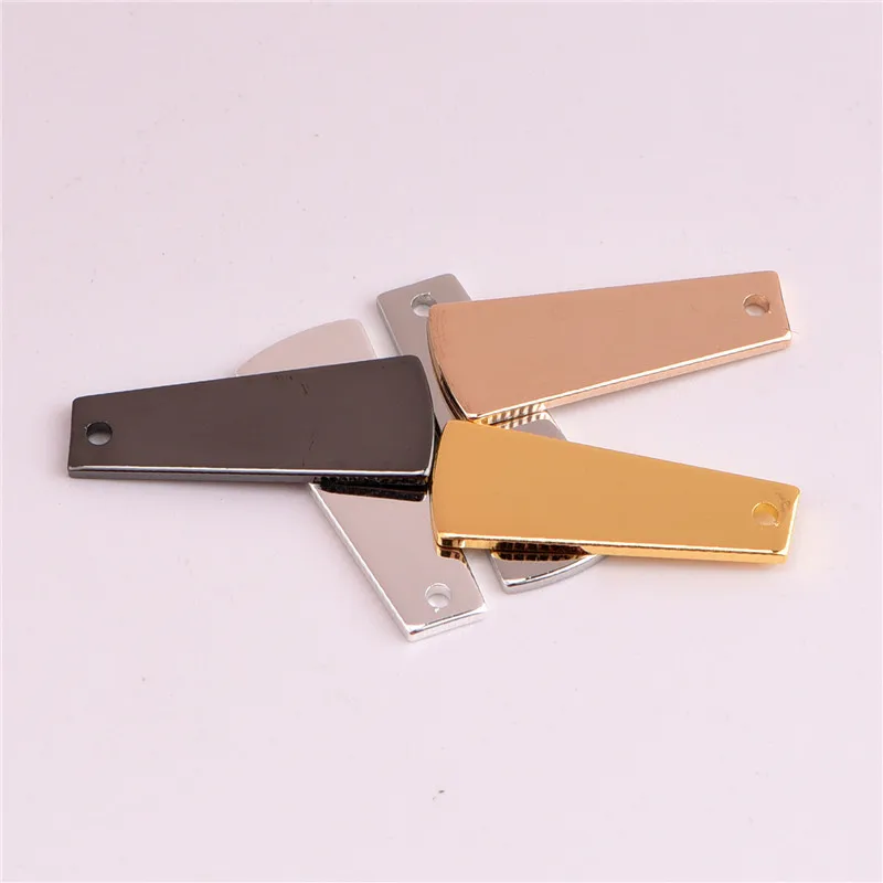 Блестящие трапециевидные одиночные медные Подвесные серьги в форме