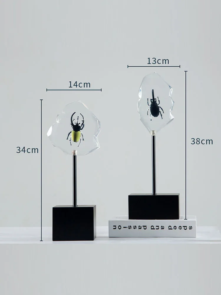 

Minimalist Imitate Amber Ornaments Desk Decor Insect Decorative Crafts Beetle Sculpture Home Decoration Accessories Modern