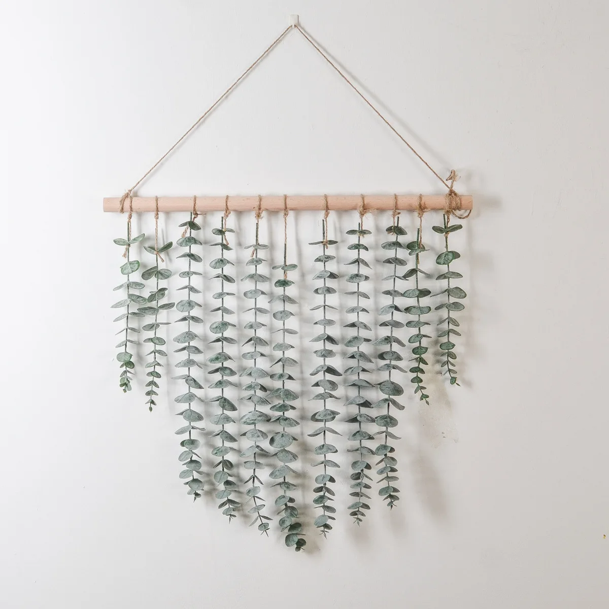

Silk Leaf Eucalyptus Artificial Green Leaves Wall Garland Wedding Decoration Dry Branch Wall Hanging Wreath Hemp Rope Ornament