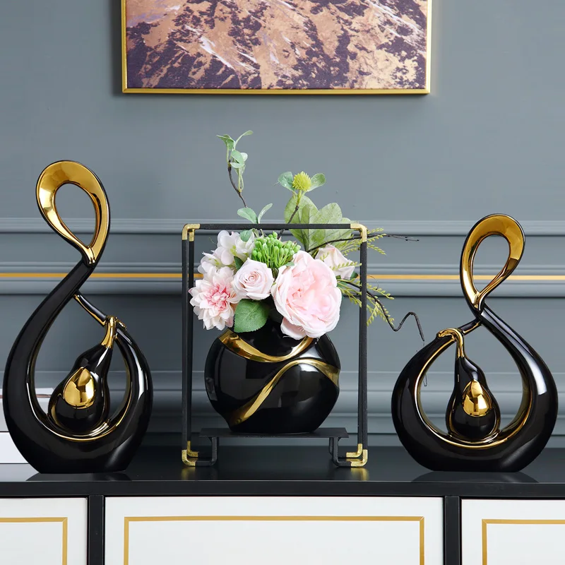 

The door porch puts a gourd modern Nordic light luxury home living room town house fortune high-end black home decoration