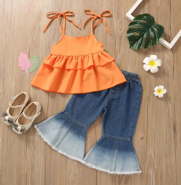 

Summer Girls Clothes Set Sleeveless Crew Neck Ruffle Hem Sling Tops And Gradient Color Flared Jeans