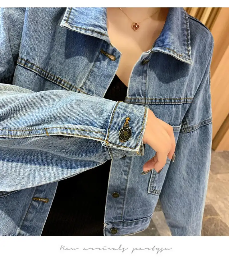 

Short denim jacket women early spring 2021 new Korean style temperament lapel heavy drilling light color jacket jacket women
