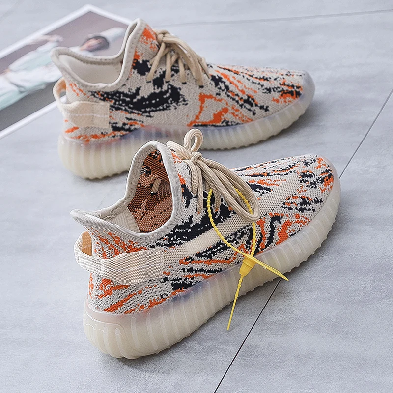 

Youth Trend Thin Section Mesh Breathable Flying Woven Coconut Shoes Hollow Sports Tide Shoes Versatile Personality
