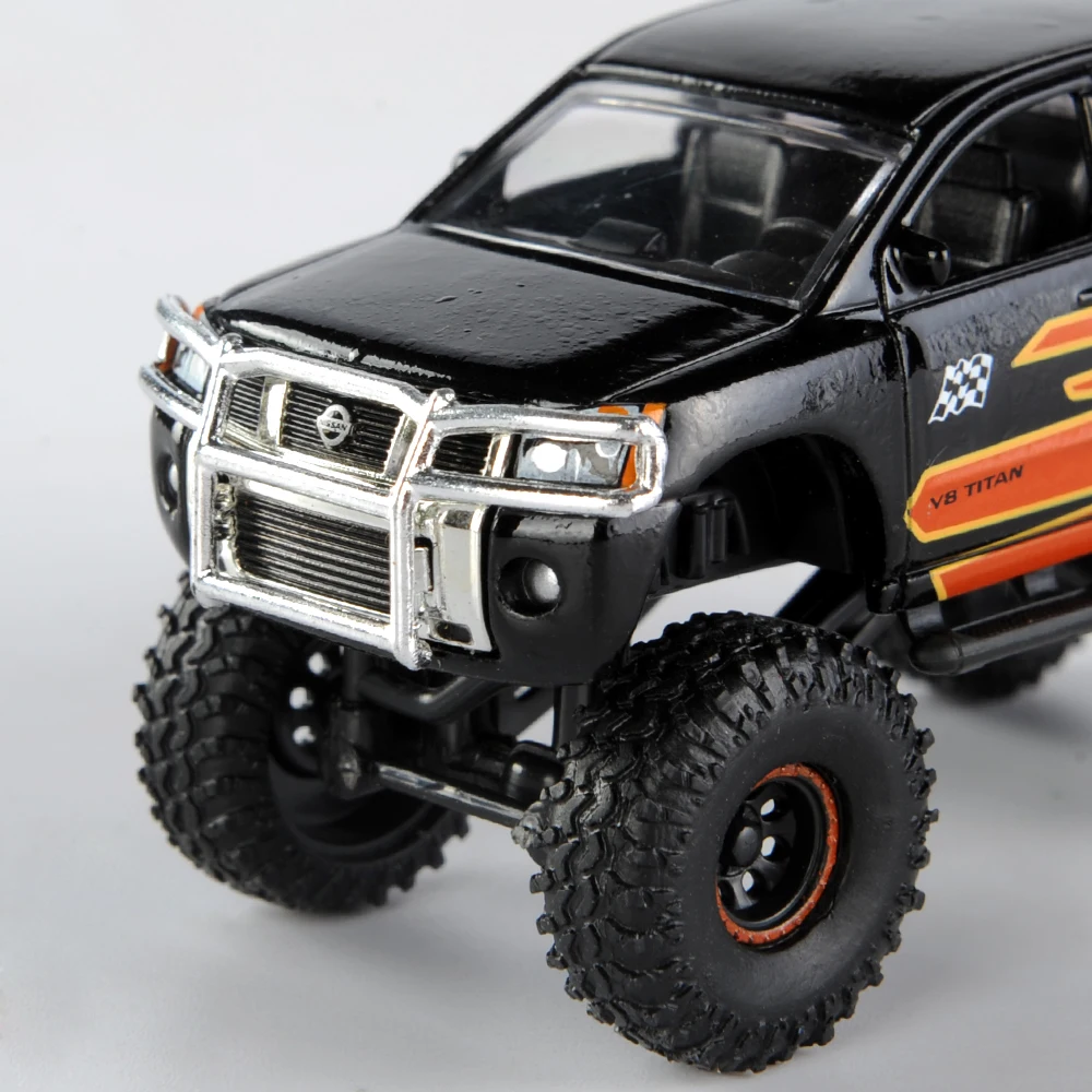 

Off-road Car 06 Truck Vehicle Model For Collection Birthday Gift 1/64 JADAs Nissans Titan Toys Display