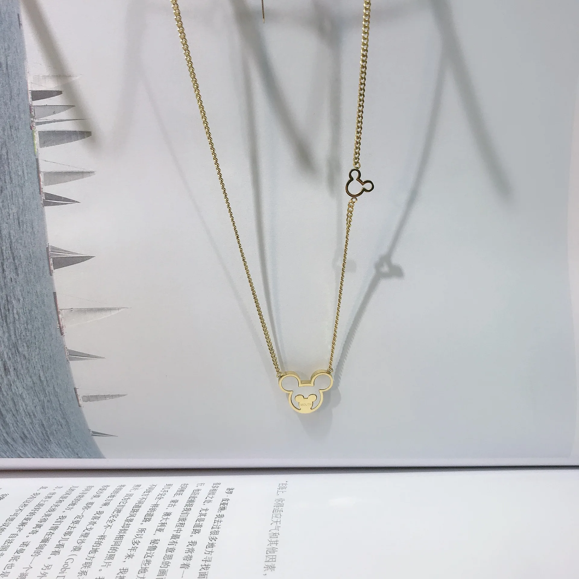 

Cute Mouse Pendant Necklace For Women Cartoon Titanium Steel Clavicle Chain Anime Charm Jewelry Wholesale Party Gifts