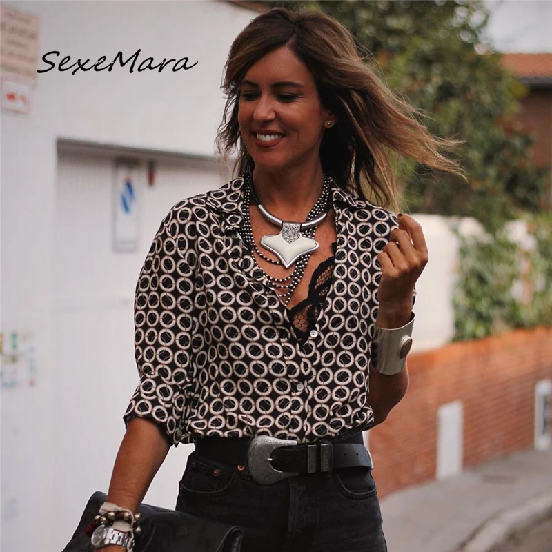 

Plus Size Women V-neck Shirts 2020 Summer Geometric Print Sexy Vintage Women Blouses