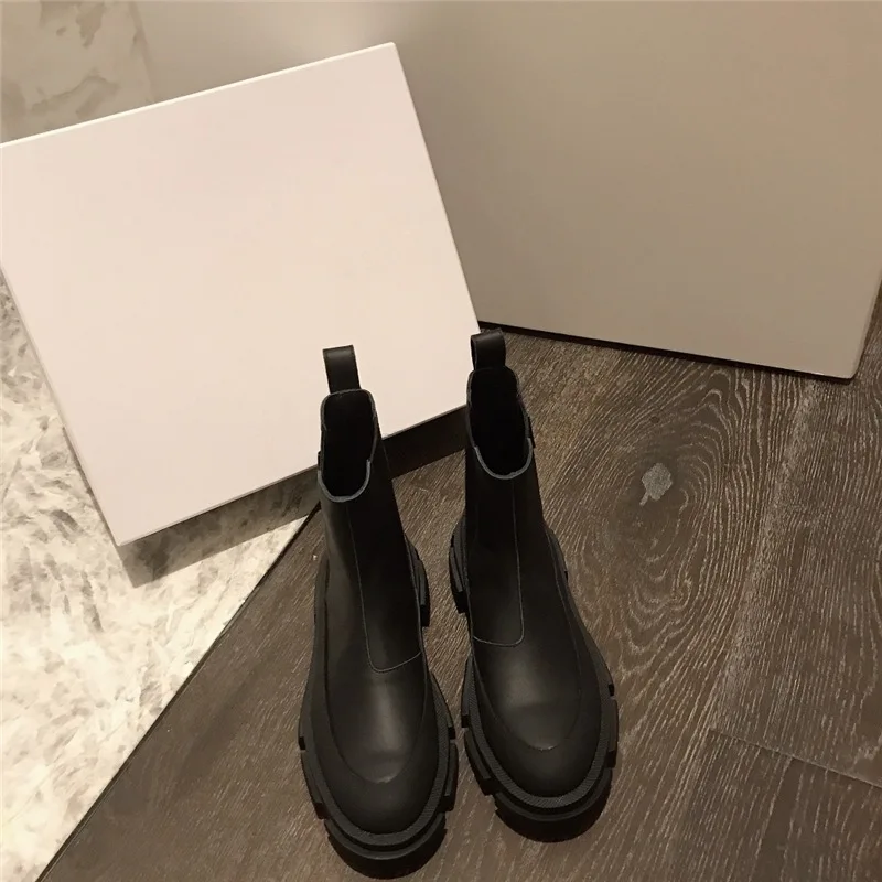 

Fashion Luxury Women Shoes British Style B Brand Chelsea Thick Bottom Boots Spring Autumn Ankle Booties Female Platform Shoes