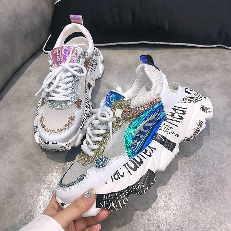 

Summer Women Sneakers Fashion Comfortable Casual Dad Shoes Sequins Girl Graffiti Breathable Platform Shoes Woman Sandals