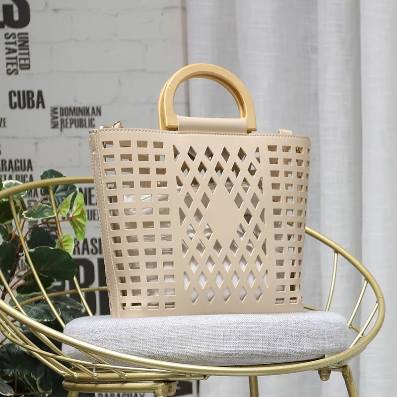 

Модные полые большая сумка-тоут сумки Chic искусственная кожа деревянная ручка Женская сумочка на плечо сумки в богемном стиле пляжная сумка