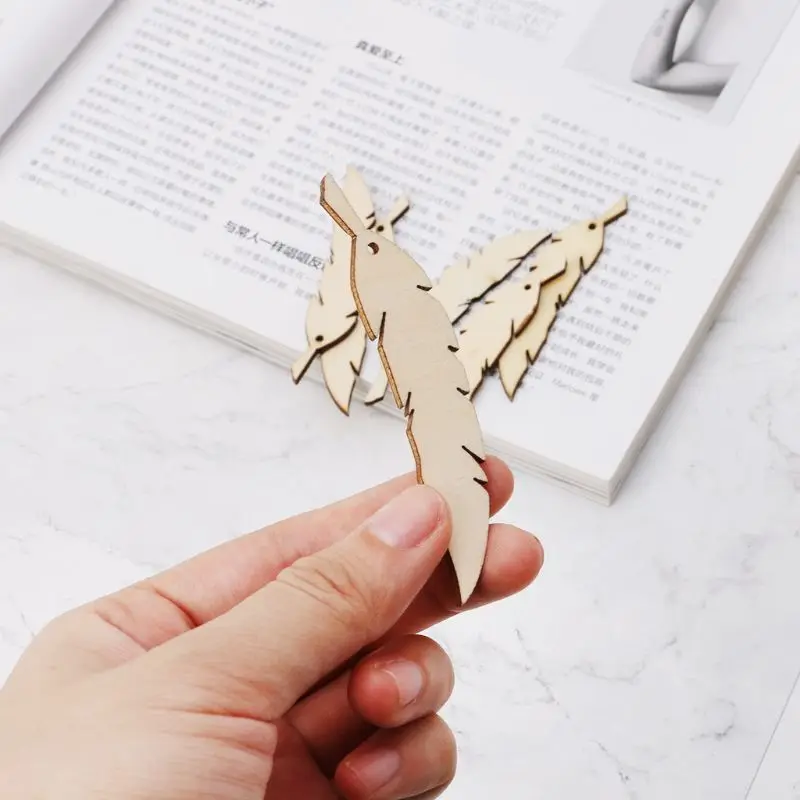 

25pcs Cut Wood Feather Embellishment Wooden Shape Craft Wedding Decor