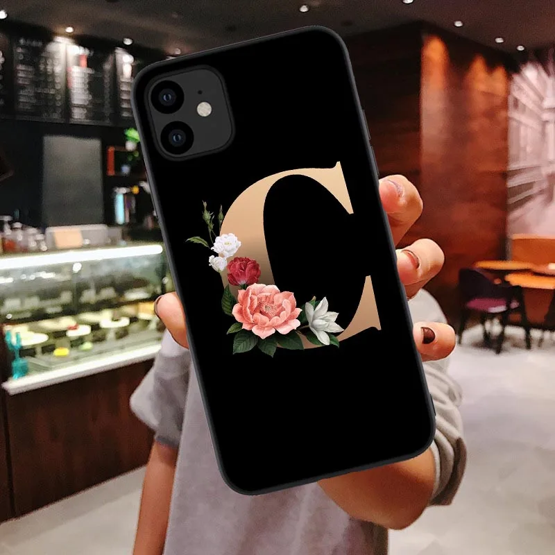 Мягкий чехол с именем и буквой для iphone 11 Pro Max SE 2 монограмма буквами черными