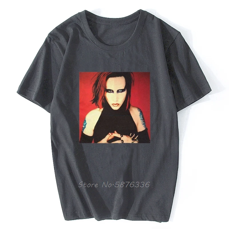 Футболка мужская с коротким рукавом круглым вырезом и графическим принтом |