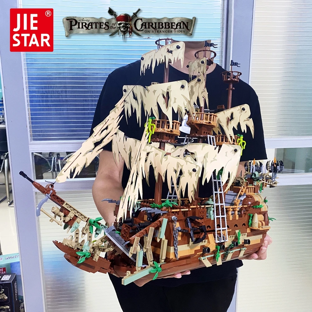 

Строительные блоки Moc модели корабля Летающий голландец, 2252 шт.