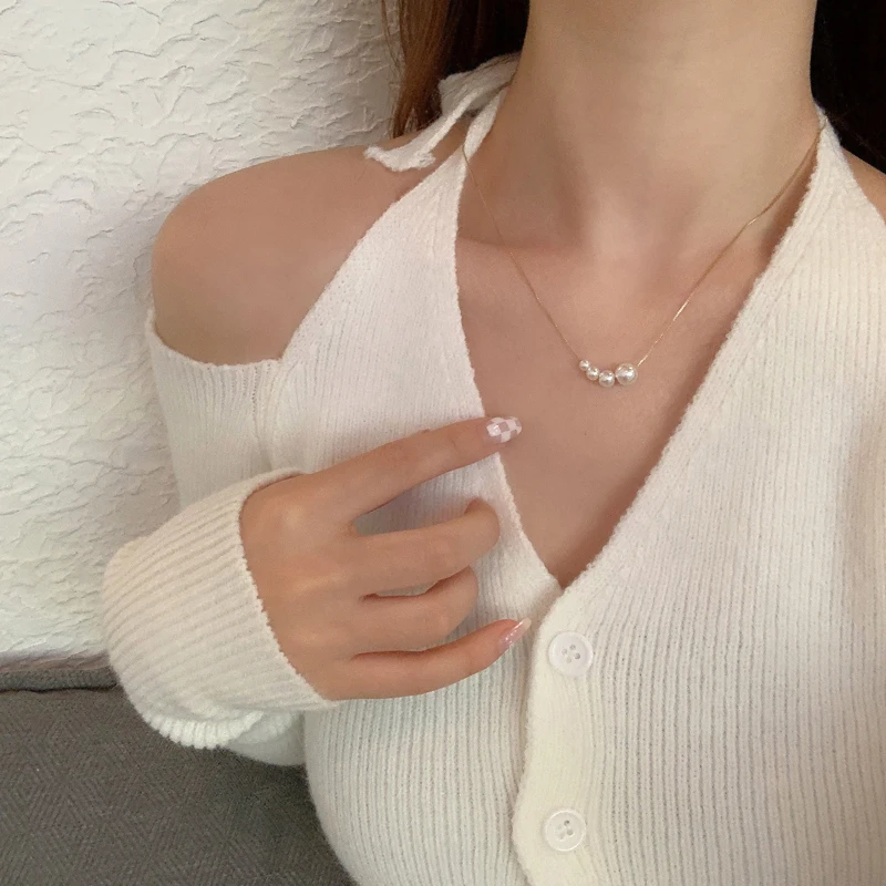 

Fashion Jewelry Simulated Pearl Pendant Necklace Simply Design Golden Plating Chain Necklace For Women Party Gifts Wholesale