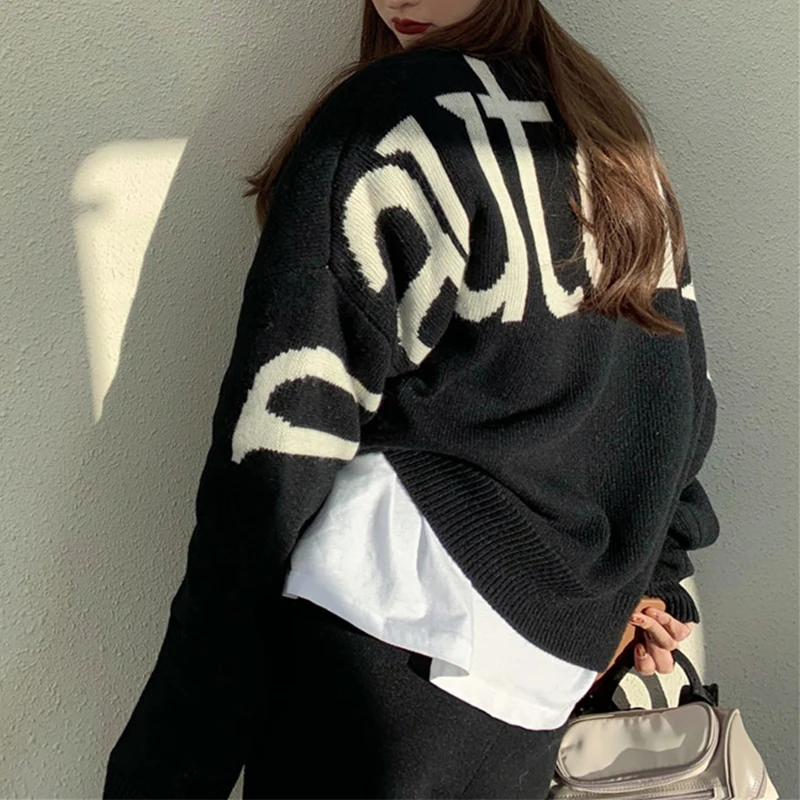 Женский Повседневный костюм Sister Fara трикотажный свитер с круглым вырезом и прямые