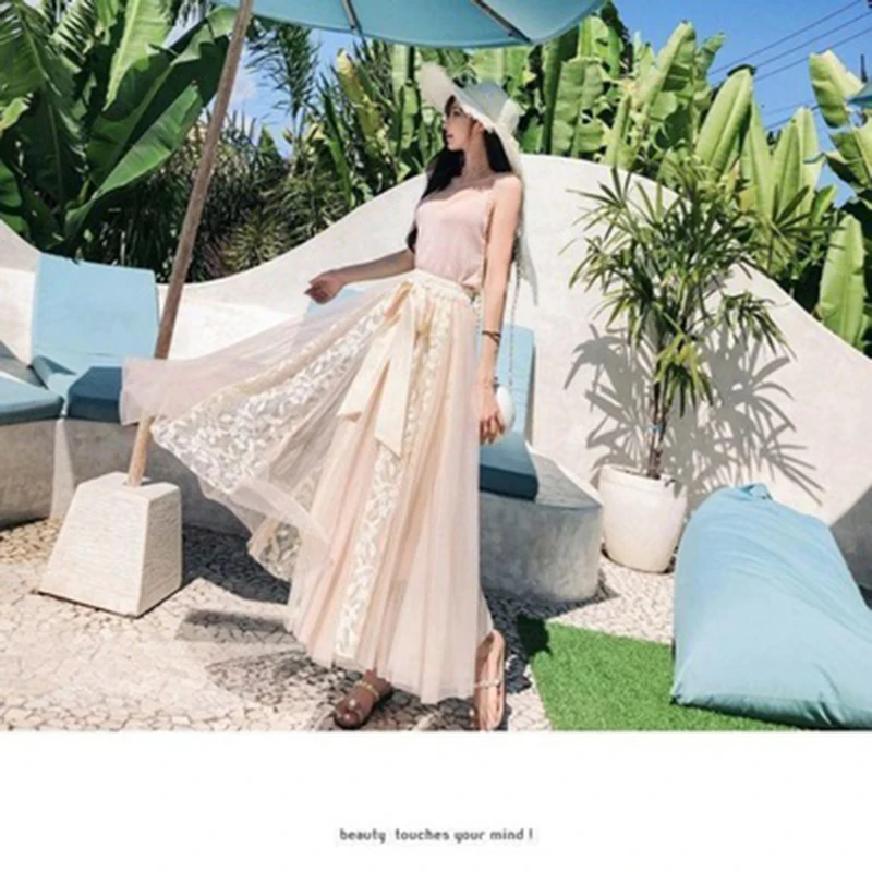 

A generation of new mesh skirt 2021 summer Korean version of the large size women's lace long skirt temperament tutu skirt Mesh
