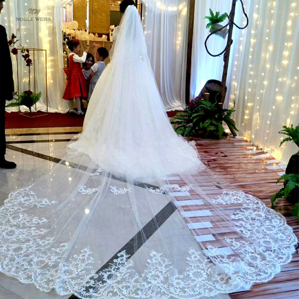 

Cathedral Wedding Veil Lace Edge Two-Layer Wedding Veils with Comb