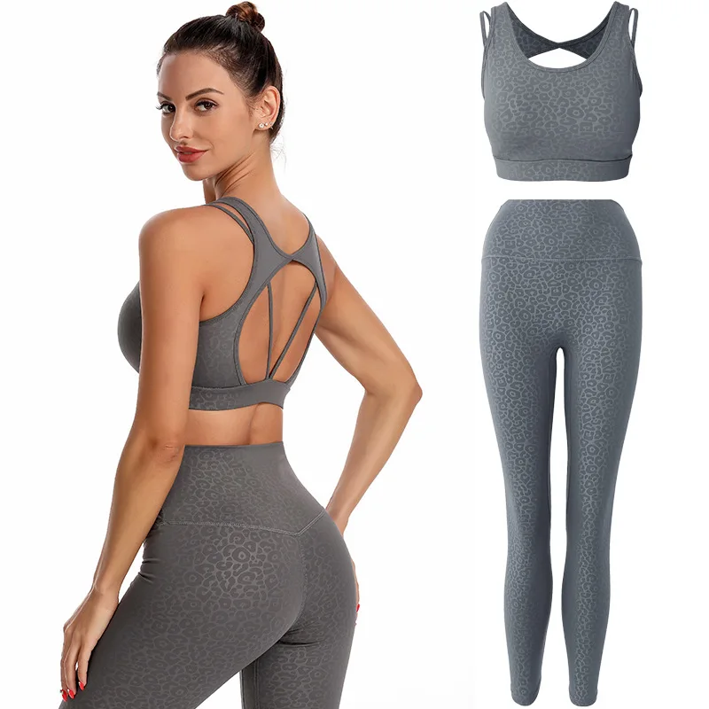

New Arrival Solid Leopard Sport Set for Women Back Hollow Out Crop Top Scrunch Leggings Squat Proof Two Pieces A Set Sportswear