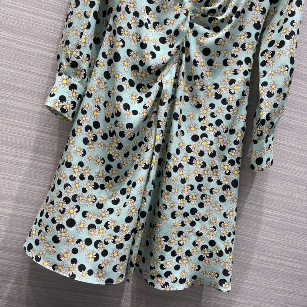 

2021 new women fashion long-sleeved V-neck pleated vintage silk print dress 0329