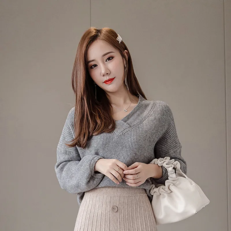 A gray sweater Комплект из 2 предметов, женский осенне-зимний вязаный пуловер с v-образным вырезом, топ и плиссированная длинная юбка, комплект из 2 предметов, свитер, костюмы - Цвет: A gray sweater