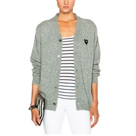 Модный дизайнерский кардиган из мериносовой шерсти с аппликацией в виде сердца