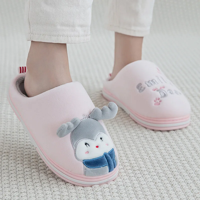pink Women Home Flat Slippers Indoor Shoes Female Slip On Cute Cartoon Deer Furry Warm Ladies Christmas Woman Shoes Soft Footwear - Цвет: pink