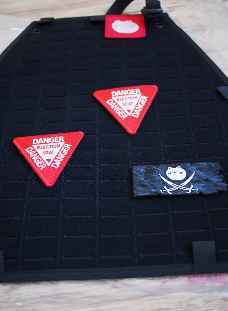 

New Red Ejection Seat Danger Embroidery Patches 3D Triangle Tactical Military Car Seat Decoration Badges Backpack Vest Velcro