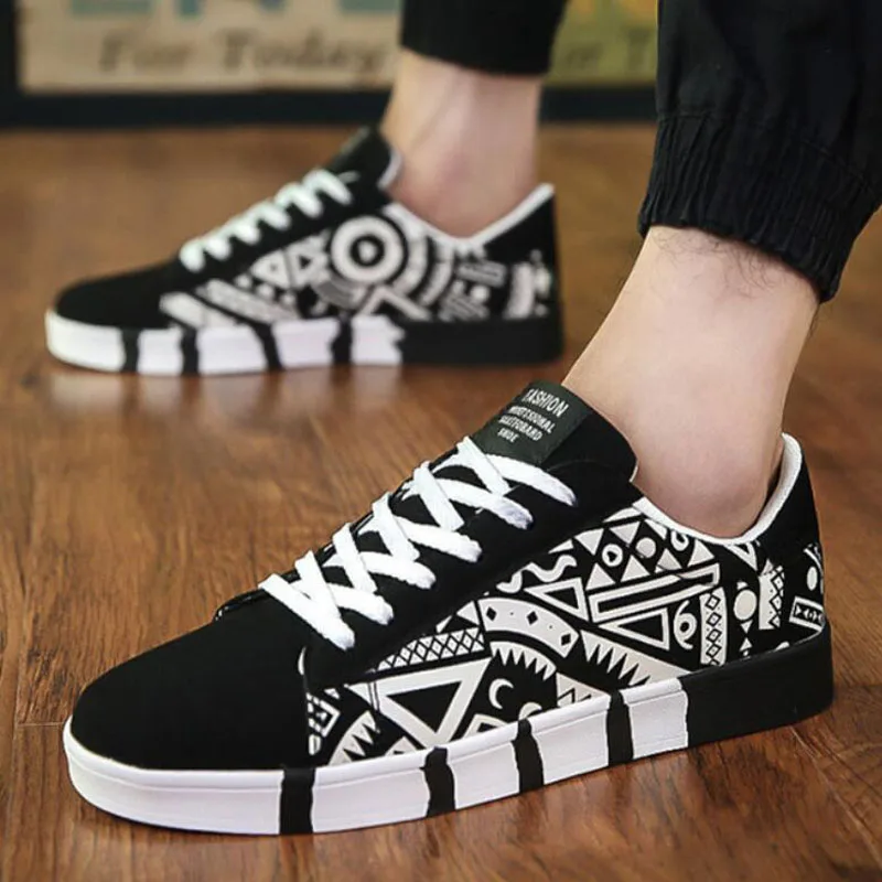 

2022 New Men Sneakers Casual Shoes Men Lovers Printing Fashion Flat Tenis Masculino Vulcanized Shoes Zapatos De Hombre