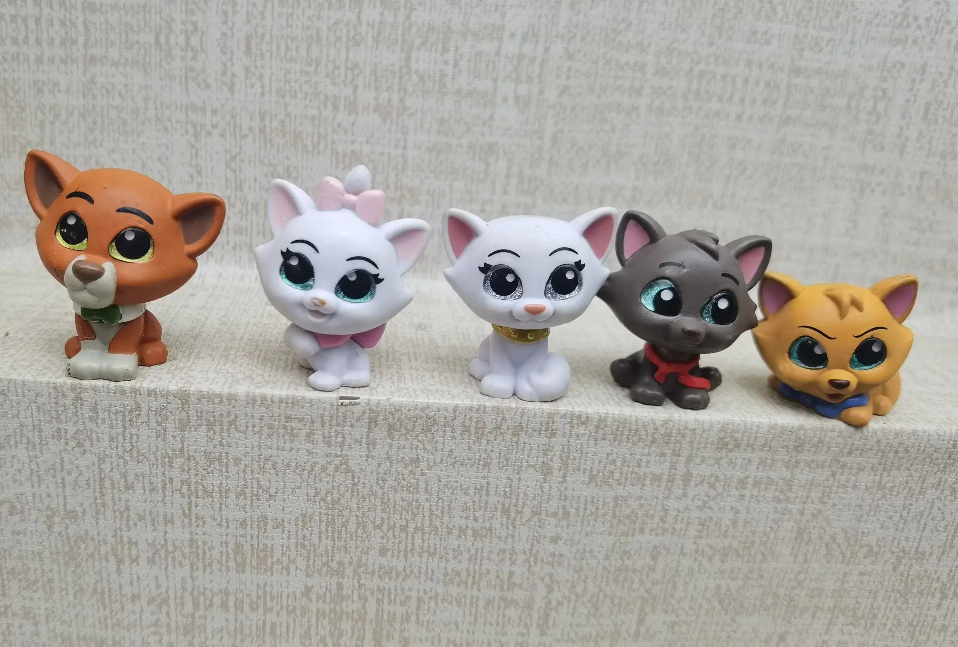 Можно выбрать дверные куклы Disney принцессы серии 4 и 5 Мультяшные монстры игрушки