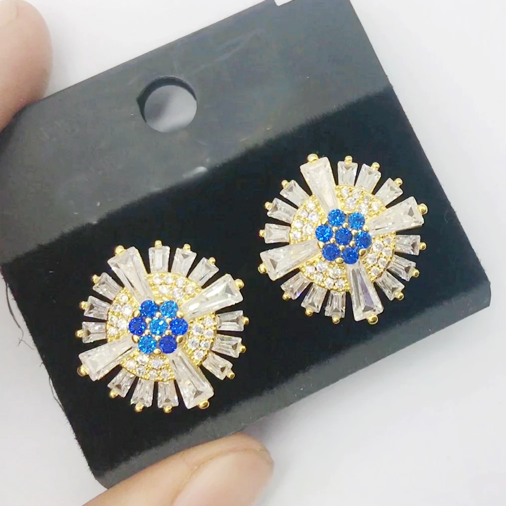 

Женские модные серьги со шпилькой, для девочек с украшением в виде кристаллов Свадебные украшения Бесплатная доставка